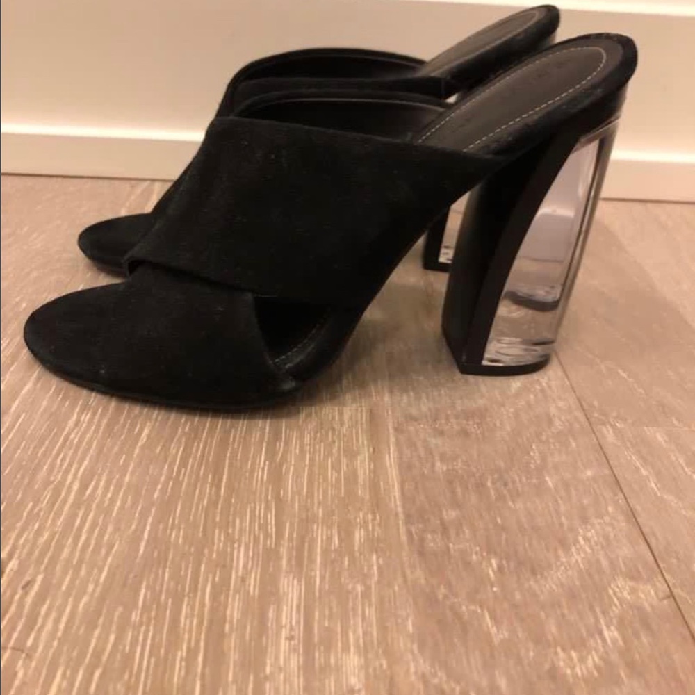 Kendall and Kylie acrylic heel